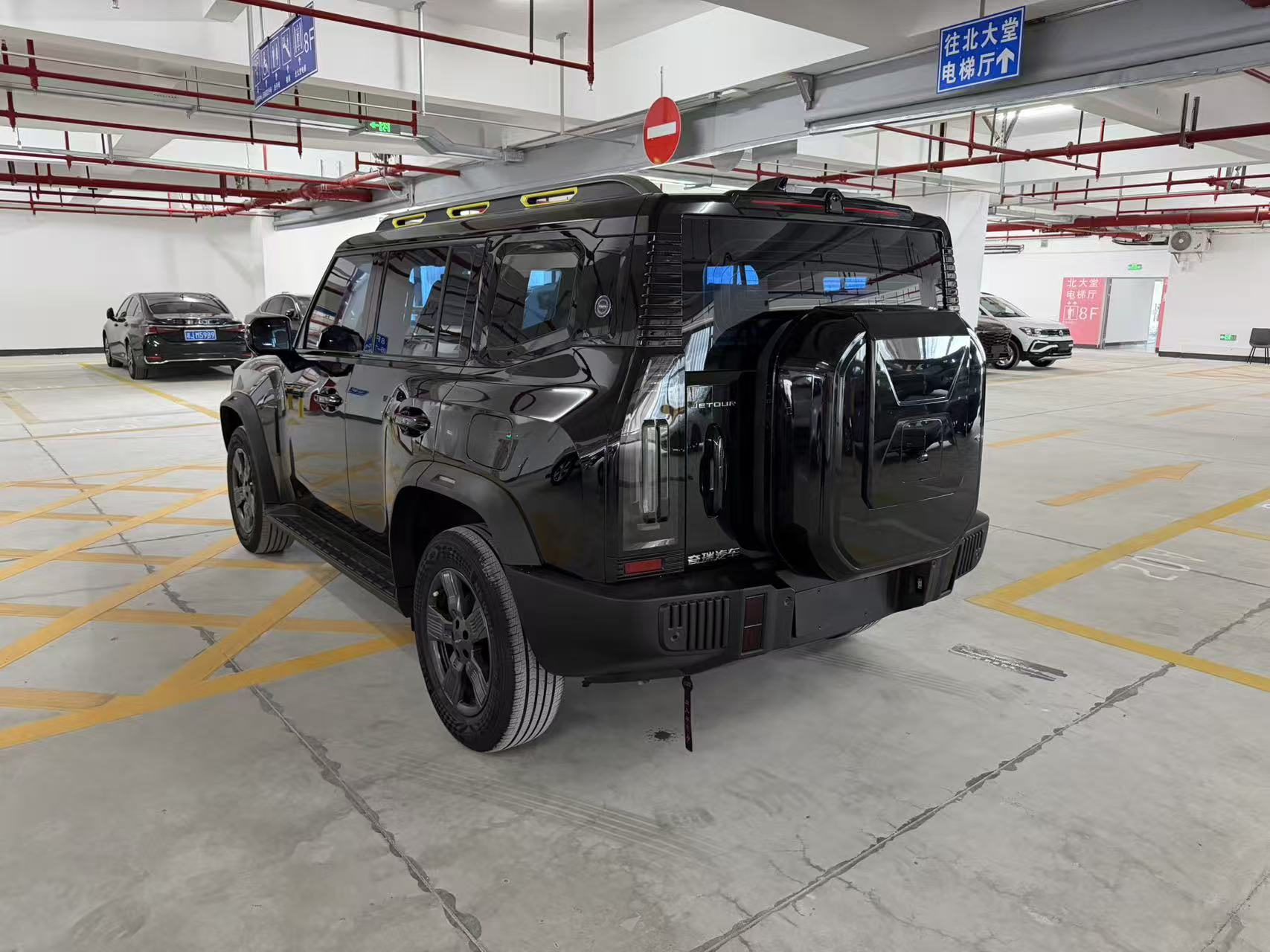 Jetour Traveler 1.5T 2WD Discover PRO - Image 4