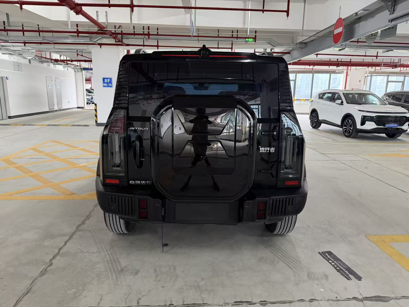 Jetour Traveler 1.5T 2WD Discover PRO - Image 5